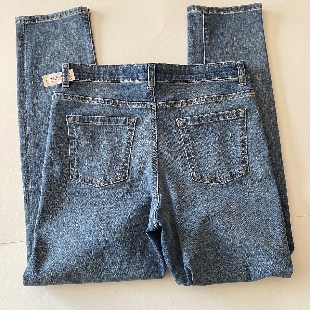 New, Amazon Essentials Boys Slim Jeans size 14 husky